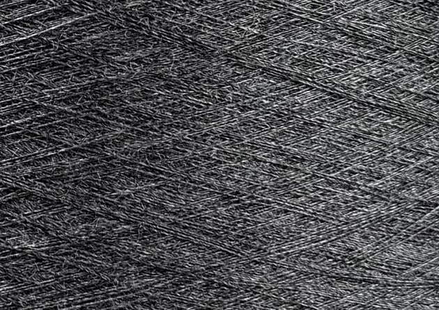 FBSilk – Filati Buratti Art. G3622 3200 m / 100 g – Fil 100% soie tussah col. Anthracite mélangé 42906